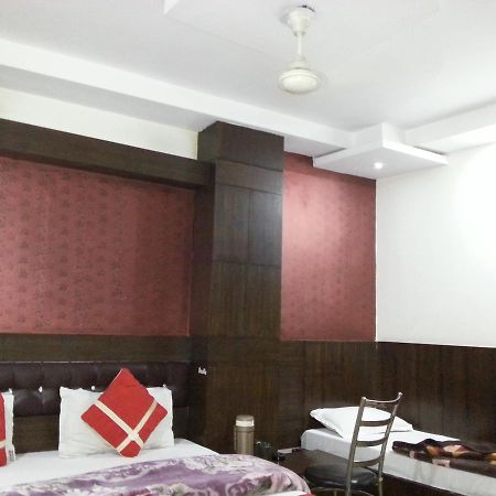 Hotel Shivam International - A Well Hygiene Property All Staff Vaccinated " Neu-Delhi Exterior foto