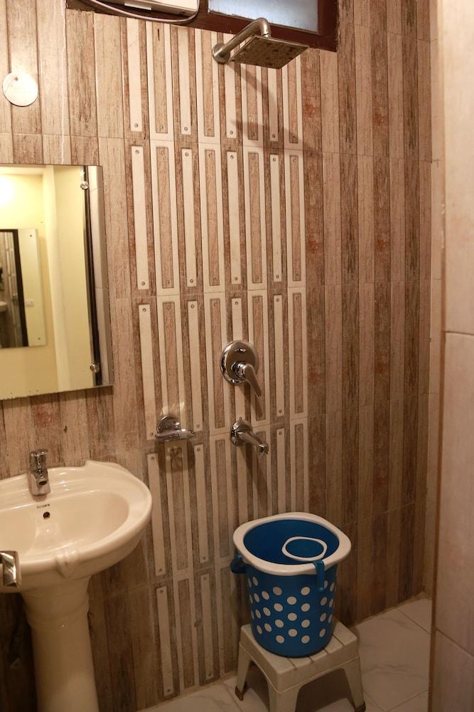 Hotel Shivam International - A Well Hygiene Property All Staff Vaccinated " Neu-Delhi Exterior foto