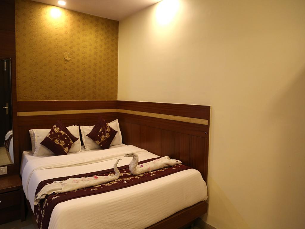 Hotel Shivam International - A Well Hygiene Property All Staff Vaccinated " Neu-Delhi Exterior foto